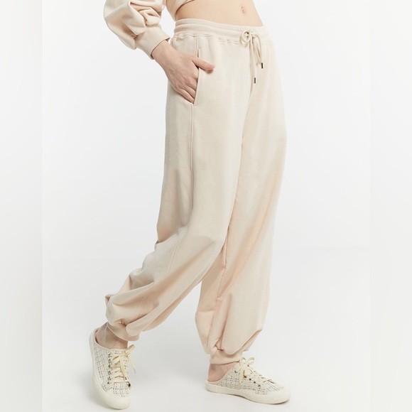 Lattelier Tan High-Waisted Drawstring Pipe-Shaped Jogger Size Medium Brand New - Picture 4 of 16